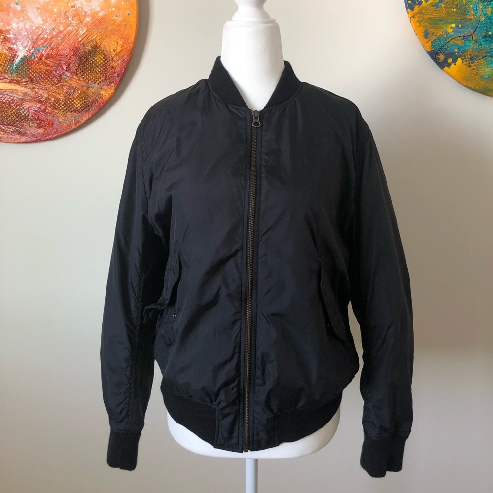 Uniqlo Women’s Bomber Jacket asian XL